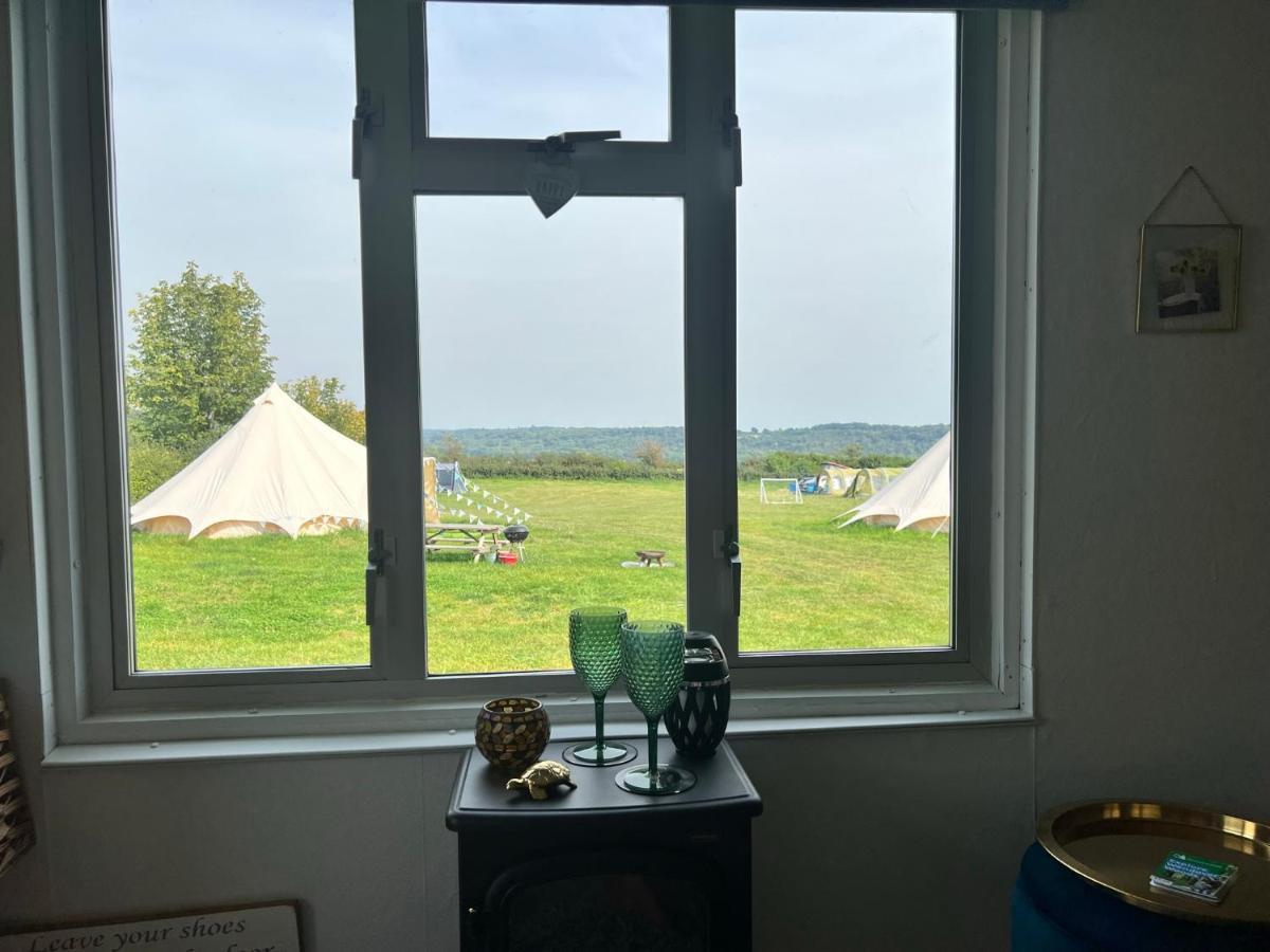 ホテル Bothy Hut トリング エクステリア 写真